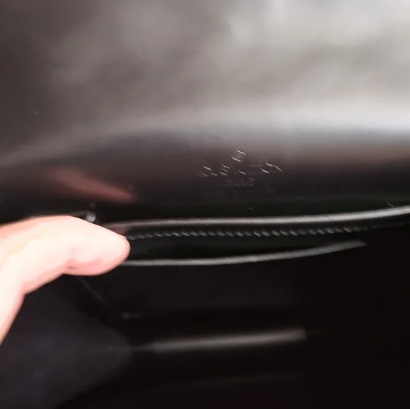 (SOLD)Authentic Louis Vuitton cabaret damier vernis club bag - Picture 14 of 16